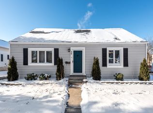 36 Westend Ave, Westmont, IL