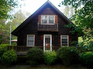 285 Reeves Mill Rd, Mount Airy, NC 27030