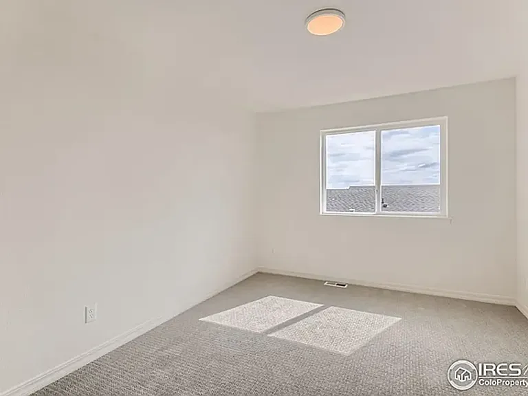 6440 Rolling Creek Dr — Photo 38