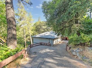 10450 Alta Sierra Dr, Grass Valley, CA 95949
