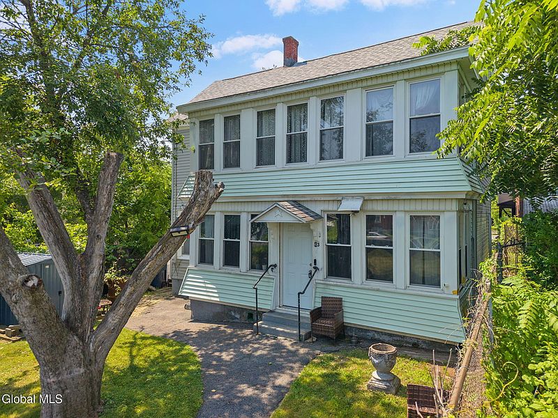 3rd image of 43 Jay Street