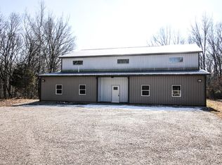 23670 E Us Highway 40, Marshall, IL 62441