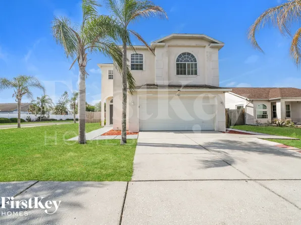 4701 Hunts Ct, Plant City, FL 33566