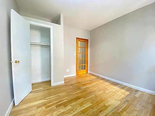 2nd image of 431 E 9th St APT 15