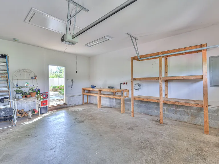 2111 Gold Valley Dr — Photo 27