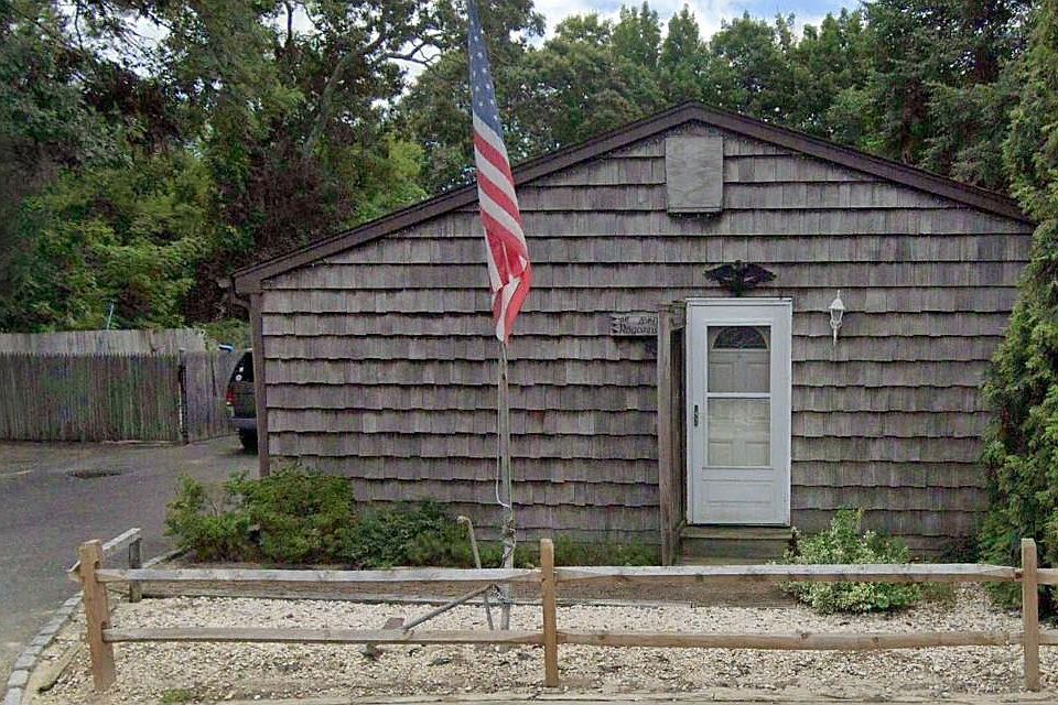 1st image of 83 Old Country Road