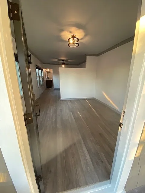 1 bed, 700 sqft, $2,050 — Photo 3