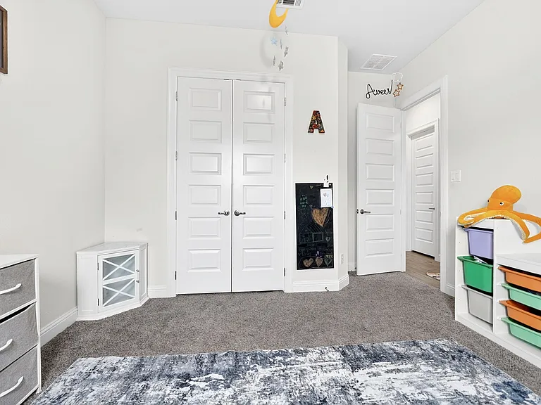 525 Goose Lake Dr — Photo 25