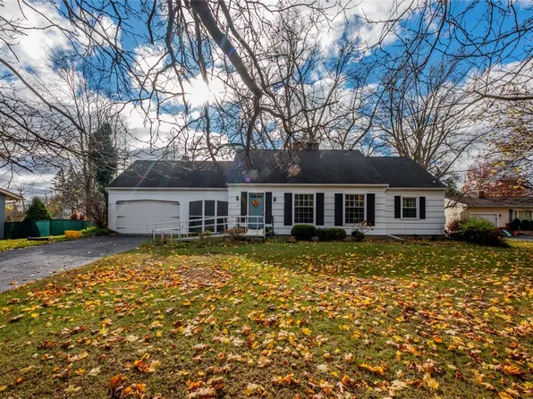 123 Creek Meadow Ln, Rochester, NY 14626