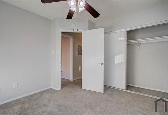 3rd image of 2122 E 10th St APT 1