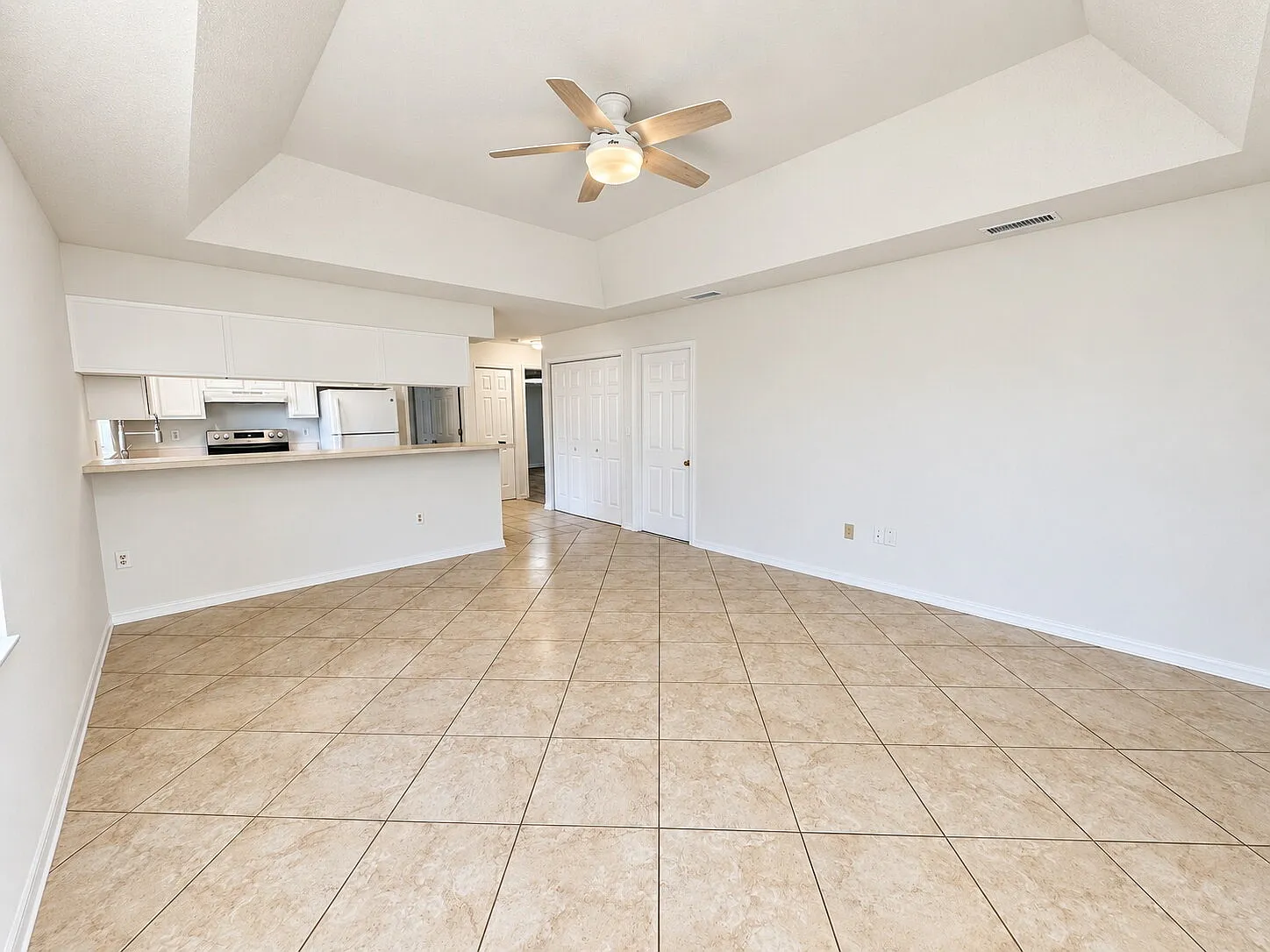 2 bed, 2.0 bath, 880 sqft, $1,750 — Photo 3