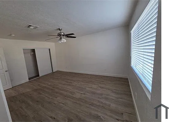 9425 Vista Del Valle — Photo 6