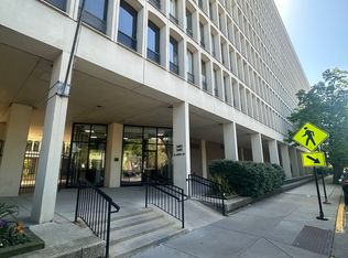 1401 E 55th St APT 305N, Chicago, IL 60615