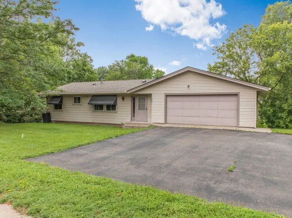 1505 Weston Ln N, Plymouth, MN 55447
