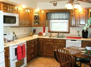 602 E St S, Kewanee, IL 61443