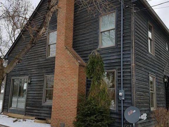 3rd image of 200 N Vernon Ave