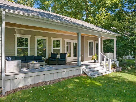 3rd image of 12308 Country Club Drive