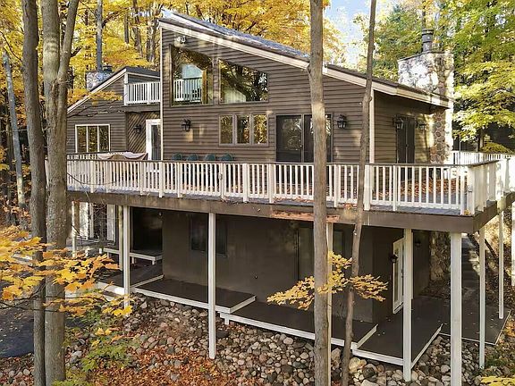2nd image of 6211 Eagles Nest Dr
