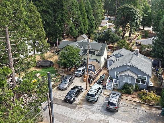 2nd image of 2905 Elmer St