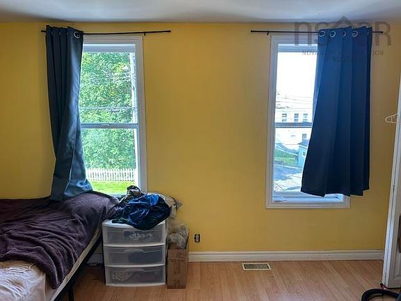 5th image of 172 McColl St