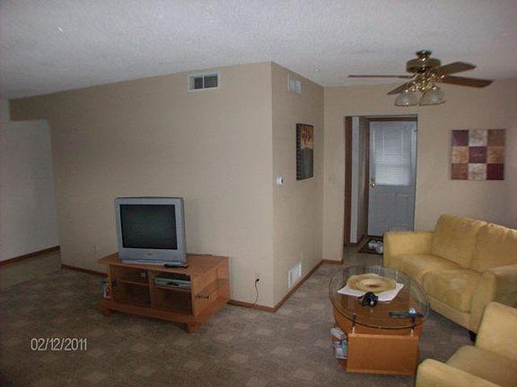 5th image of 7111 Ashwood Ln #7113