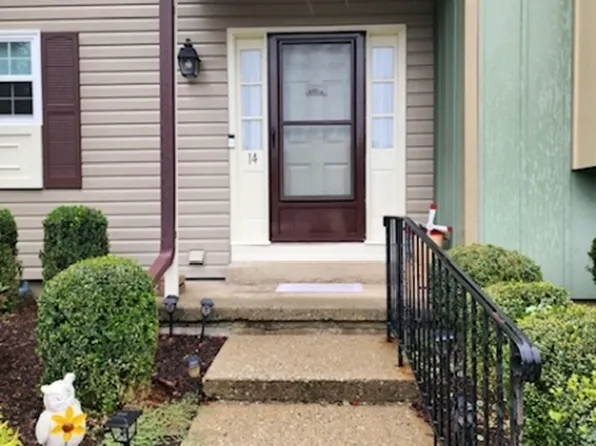 14 Great Horned Owl Ct, Allamuchy Twp., NJ 07840