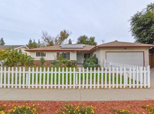 6630 N Raisina Ave, Fresno, CA 93710