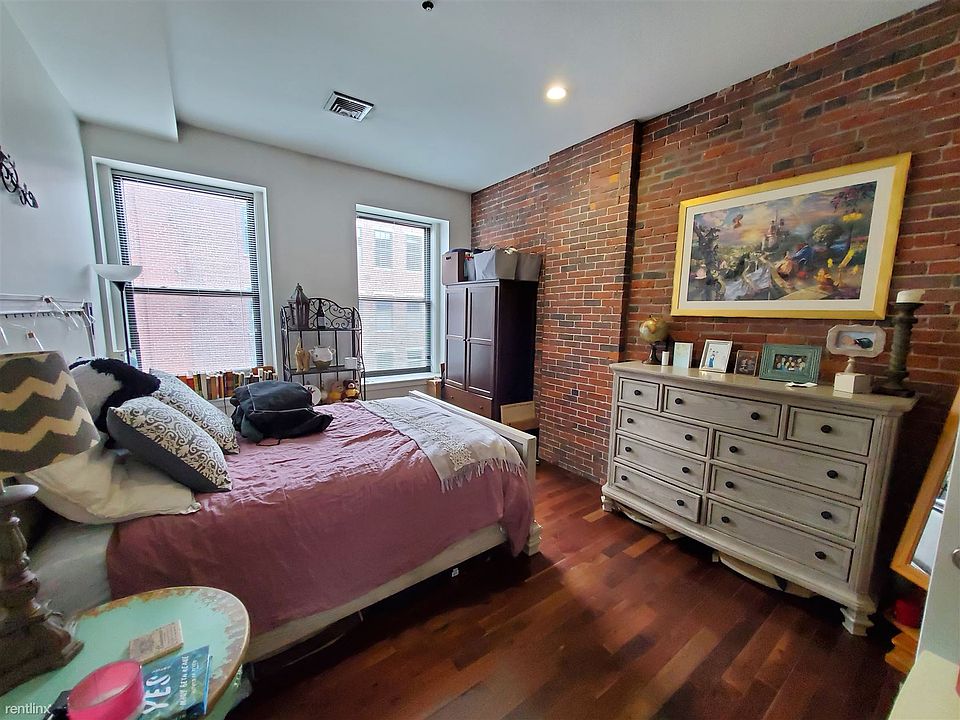 2nd image of 460 Harrison Ave #310U