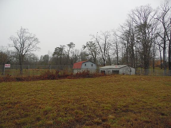 3rd image of 542 McCoy St
