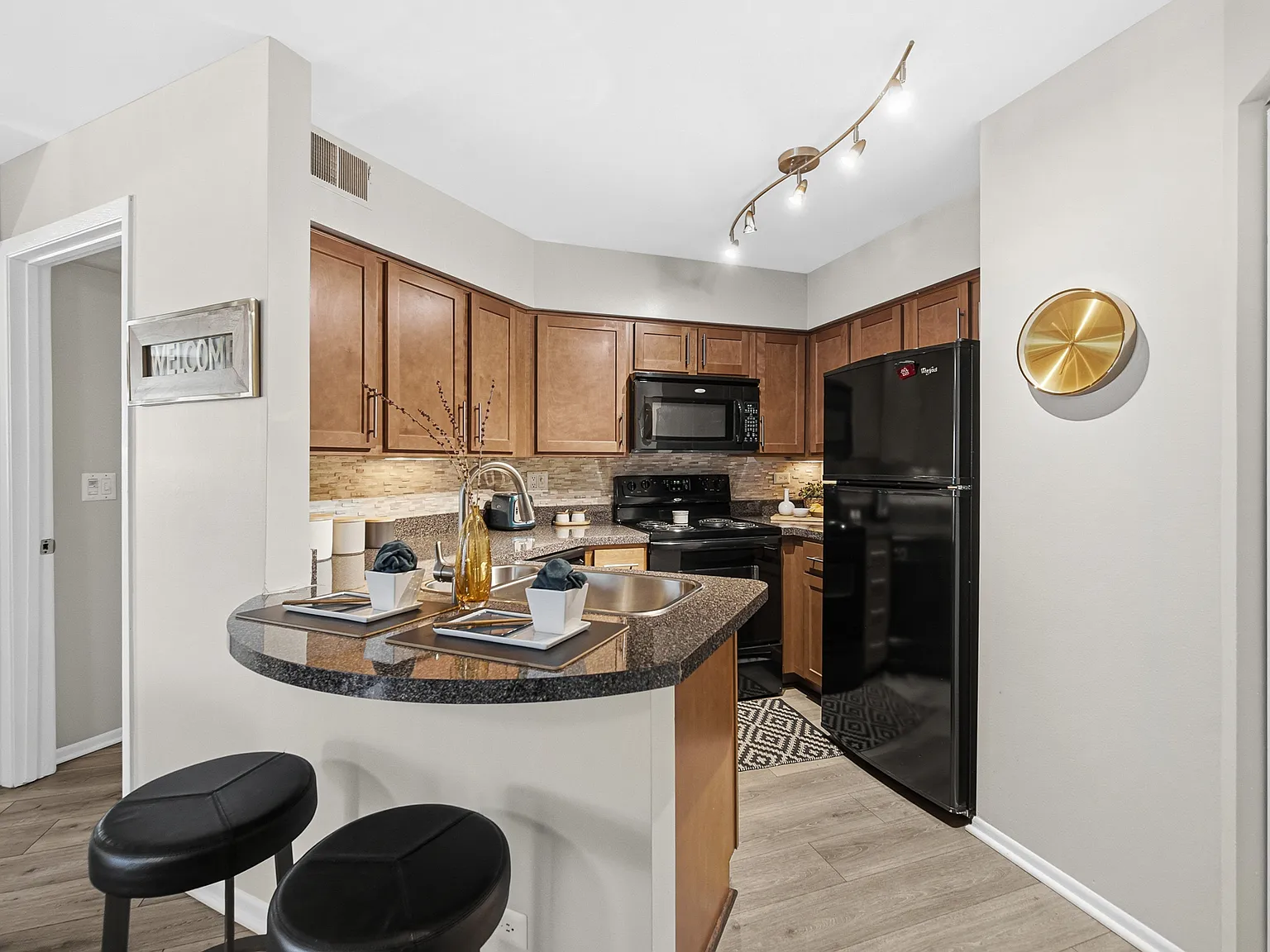 TGM McDowell Place — Photo 3