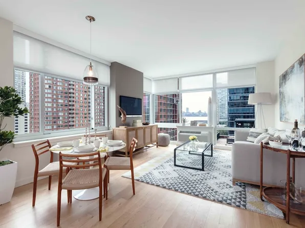 110 1st Street image 17 of 21