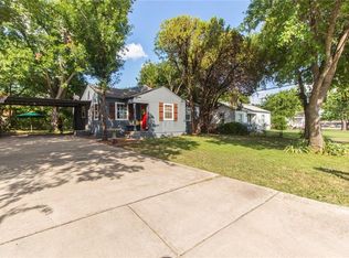 1158 Glenwick Dr, River Oaks, TX 76114