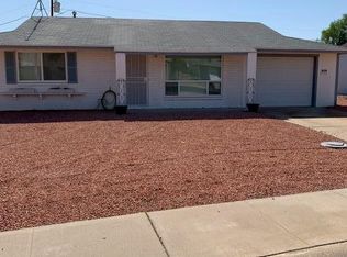 12401 N Riviera Dr, Sun City, AZ 85351