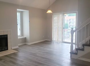 532 Pineland Cir APT 205-1, Newport News, VA 23608