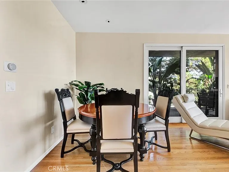 5084 Campo Rd — Photo 4