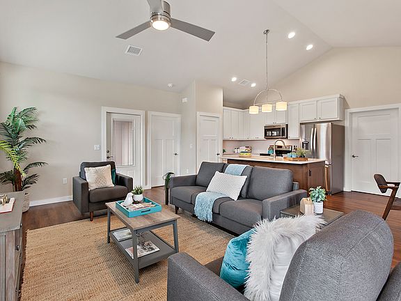 3rd image of 281 Rose Dr #A