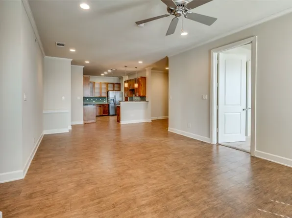 2800 Sandage Ave, Fort Worth, TX 76109