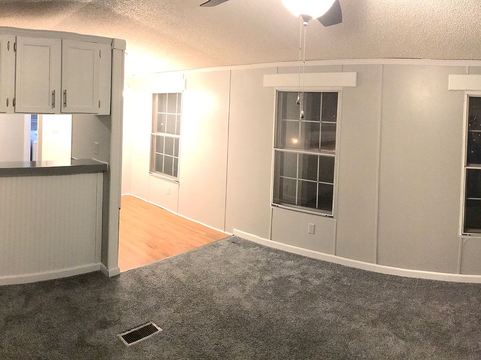 1st image of 125 Viewcrest Vlg