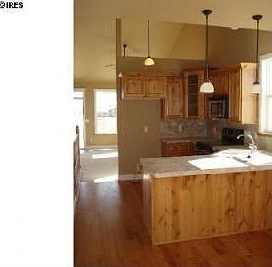 3rd image of 742 Gateway Park Ln