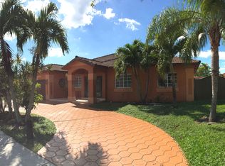 17450 NW 87th Ct, Hialeah, FL 33018