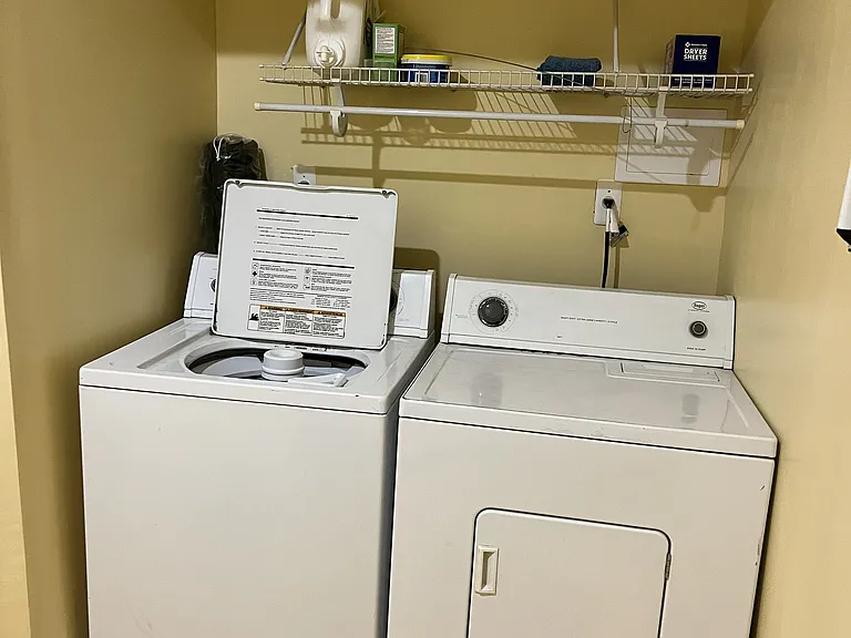 Back mudroom washer and dryer