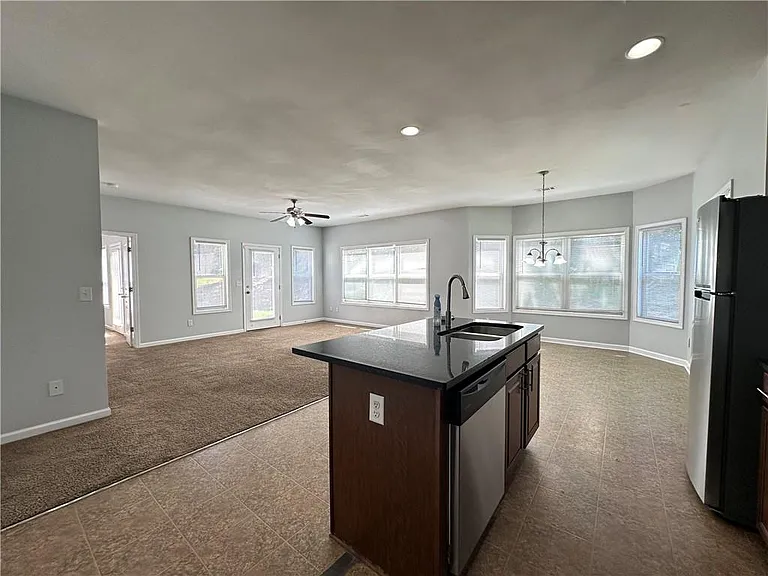 1129 Ida Woods Ct — Photo 12
