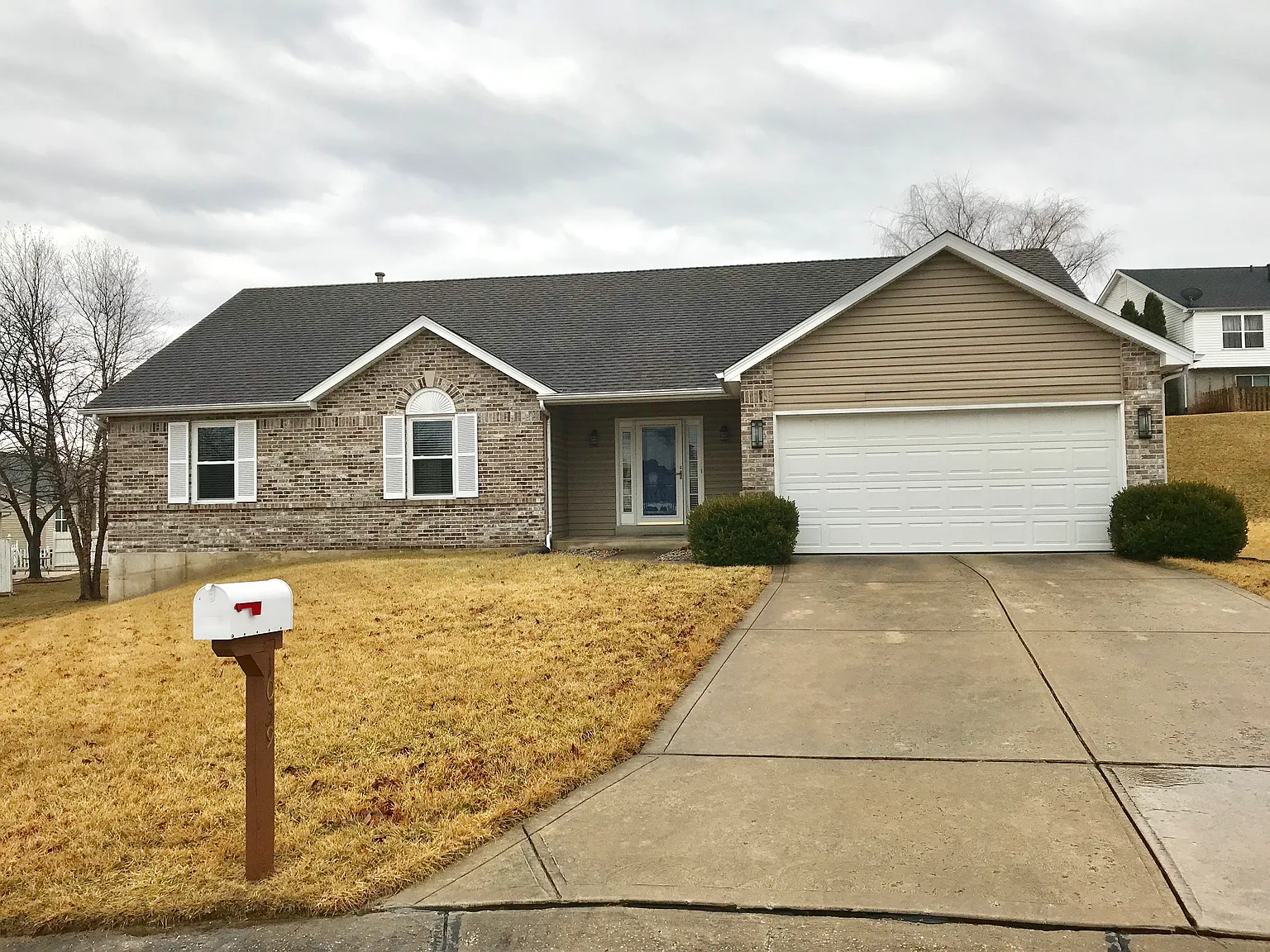 1039 Pine Brook Ct photo 1