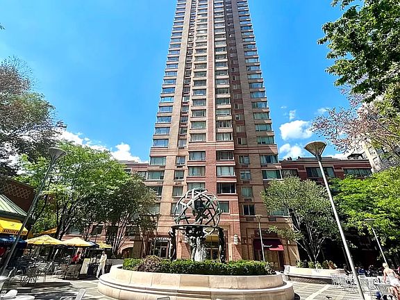 5th image of 393 W 49th St APT 5GG