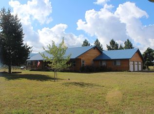 332 Doe Rd, Naples, ID 83847