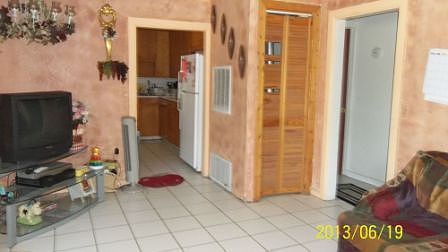 2nd image of 426 Silver St