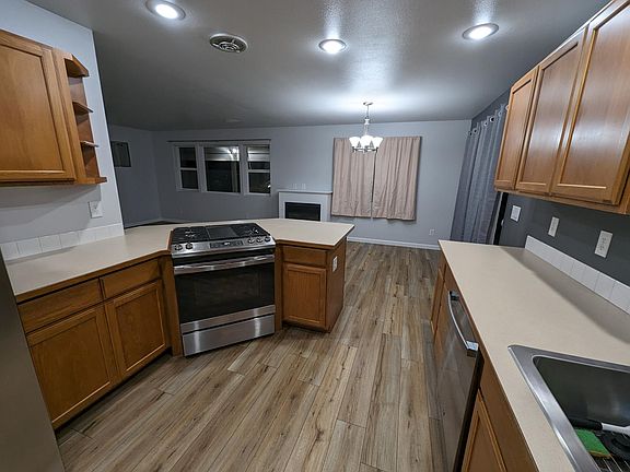 5th image of 1114 Park Ave
