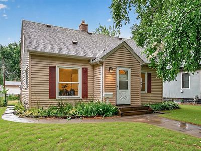 4711 Dupont Ave N, Minneapolis, MN, 55430