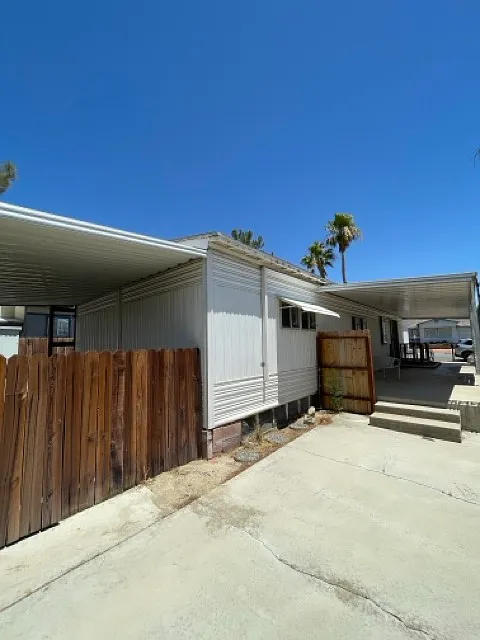 2 bed, 1100 sqft, $1,400 — Photo 4