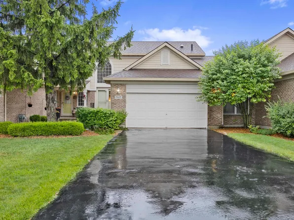 7827 Belle Rive Ct, Tinley Park, IL 60477